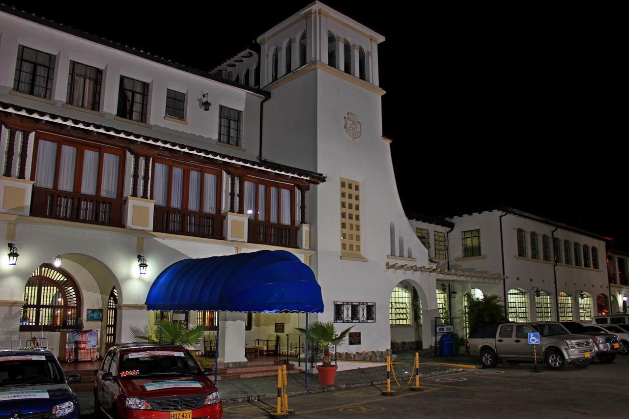 Hotel Guadalajara Buga Eksteriør billede